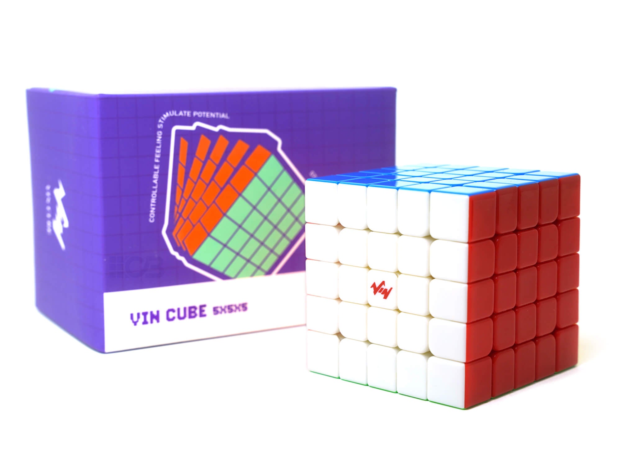 Detalhe da textura Diamond UV do Vinci Cube 5x5 mostrando o relevo facetado nas peças