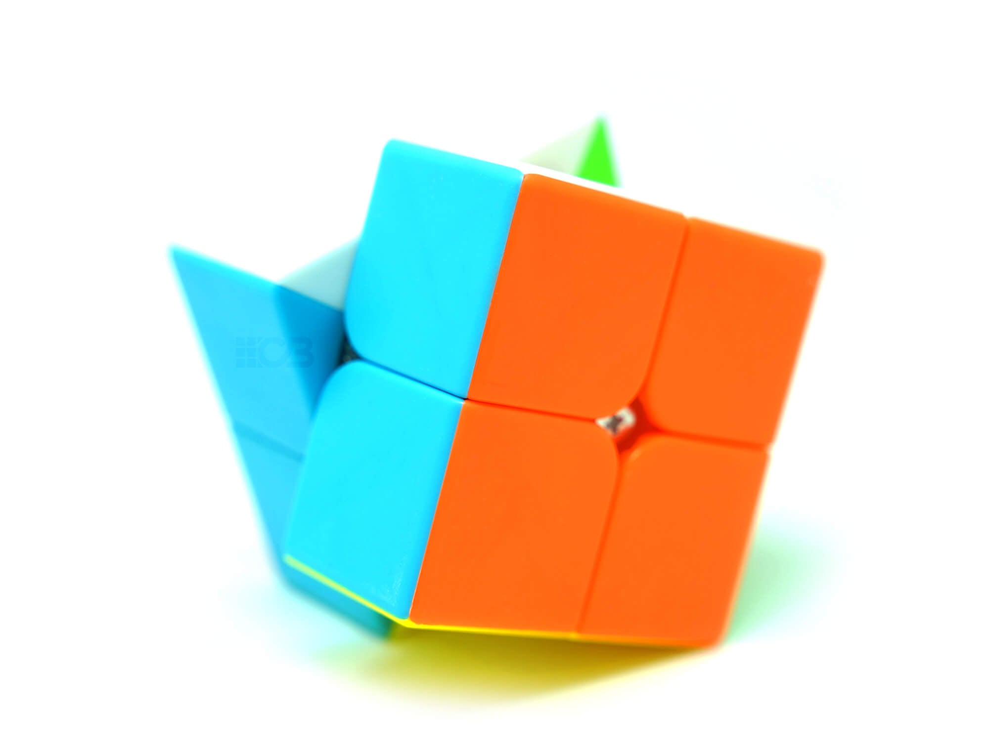 Cubo Mágico 2x2 Fanxin stickerless parcialmente embaralhado