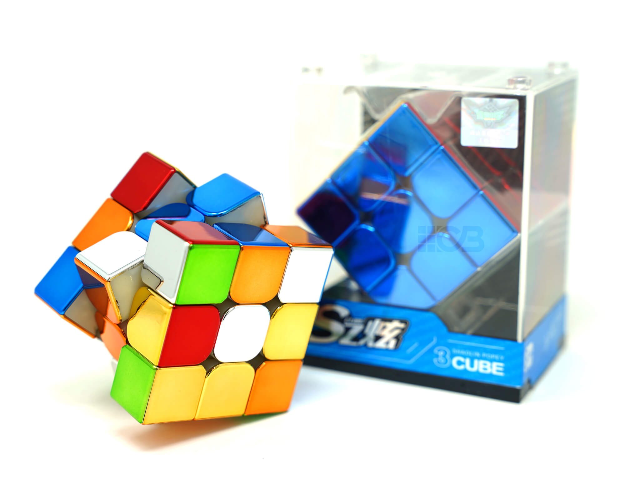 Cubo Mágico 3x3 Metálico Cyclone Boys — perspectiva em diagonal exibindo o acabamento reflexivo