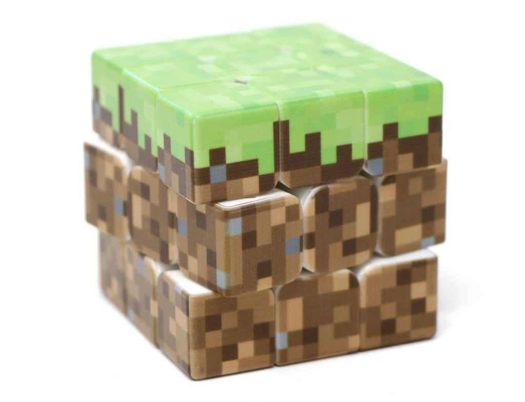 Detalhe da impressão UV direta na face do Cubo Mágico CubeCraft Vinci Cube, mostrando nitidez das cores