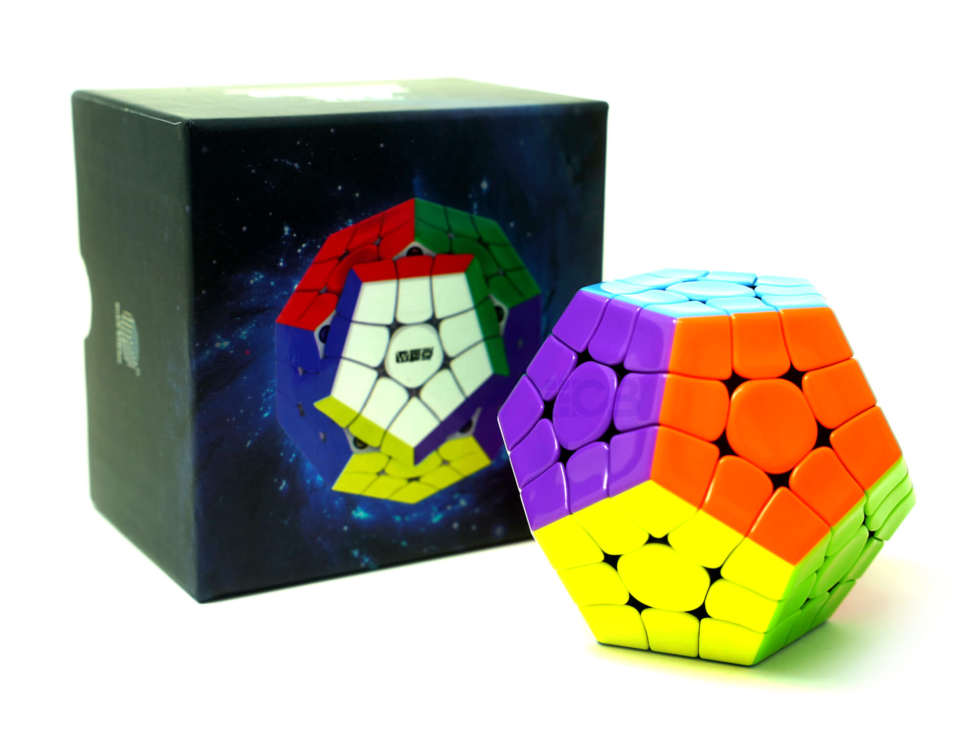 Megaminx Galaxy Diansheng em ângulo lateral destacando o acabamento stickerless multicolorido