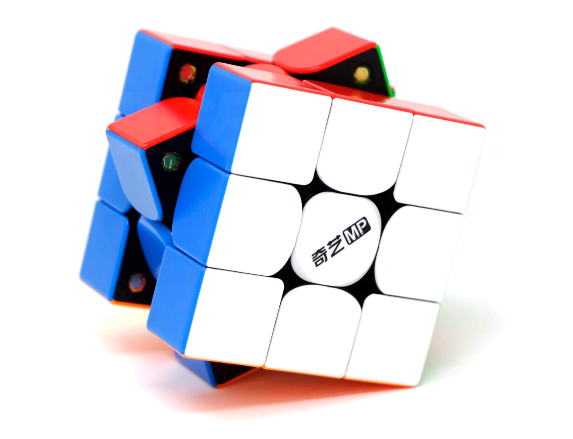Cubo Mágico 3x3 QiYi MP Stickerless Magnético — vista frontal com as seis faces coloridas