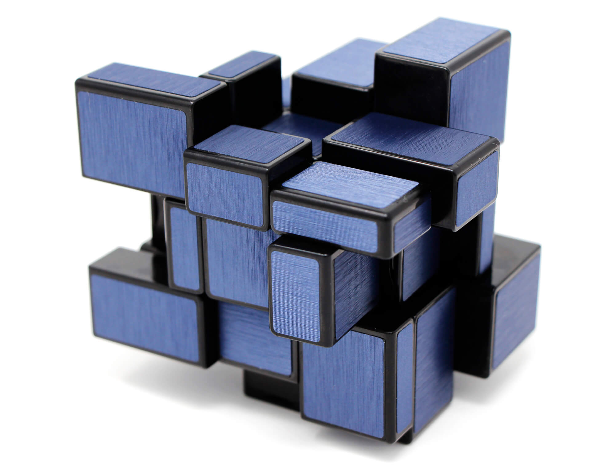 Mirror Blocks 3x3 QiYi azul escuro visto de ângulo lateral com o cubo parcialmente resolvido