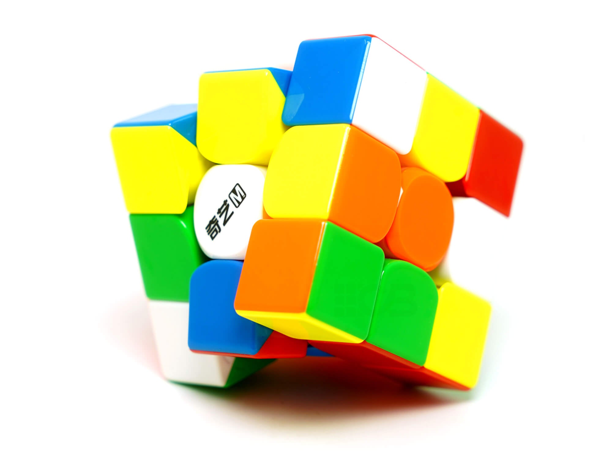 Cubo Mágico 3x3 QiYi M Pro Elite Stickerless com acabamento UV Coated — vista frontal