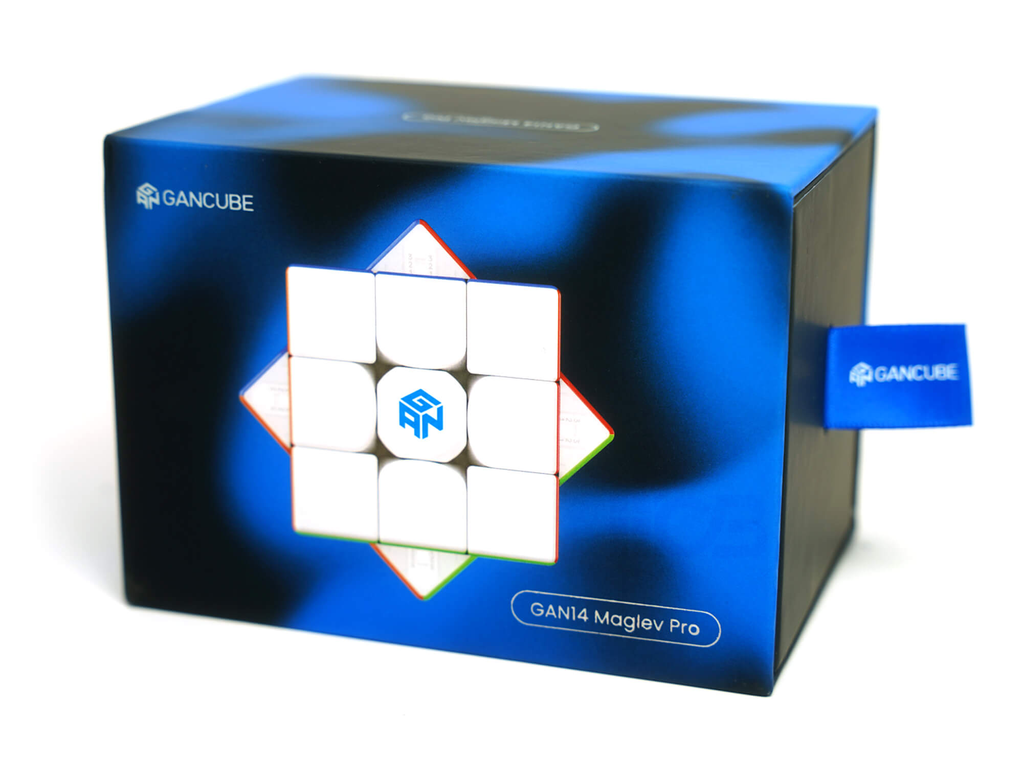 Cubo Mágico 3x3 GAN 14 Pro MagLev — vista frontal mostrando as faces coloridas stickerless