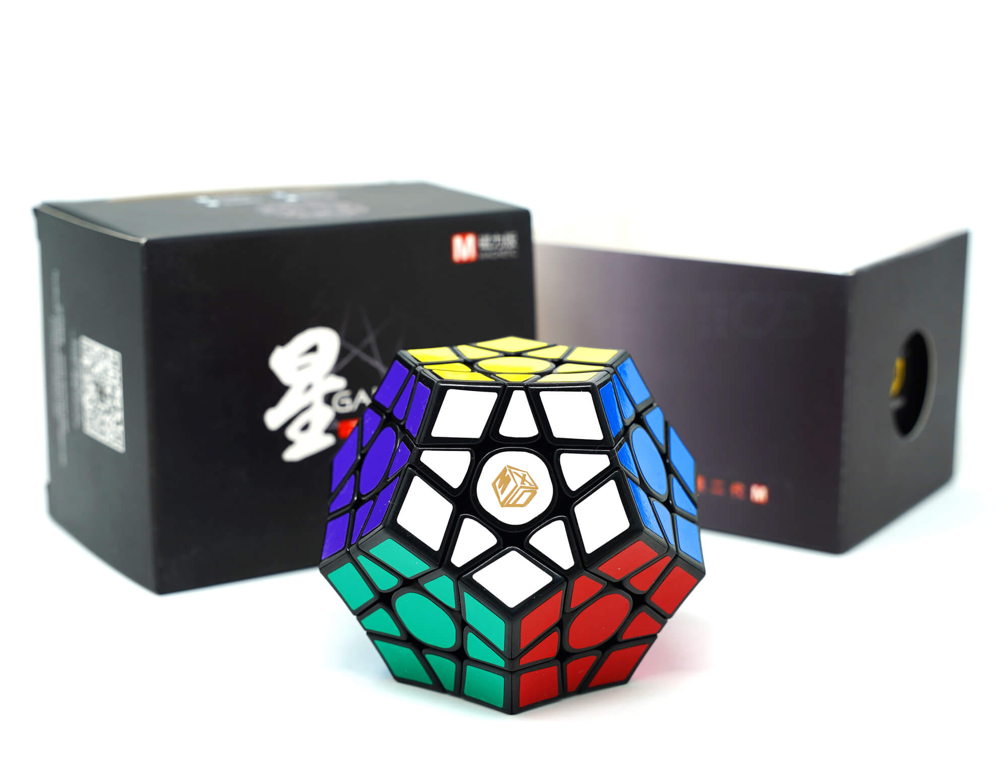 Megaminx X-Man Galaxy V2 QiYi — ângulo lateral mostrando as 12 faces do puzzle