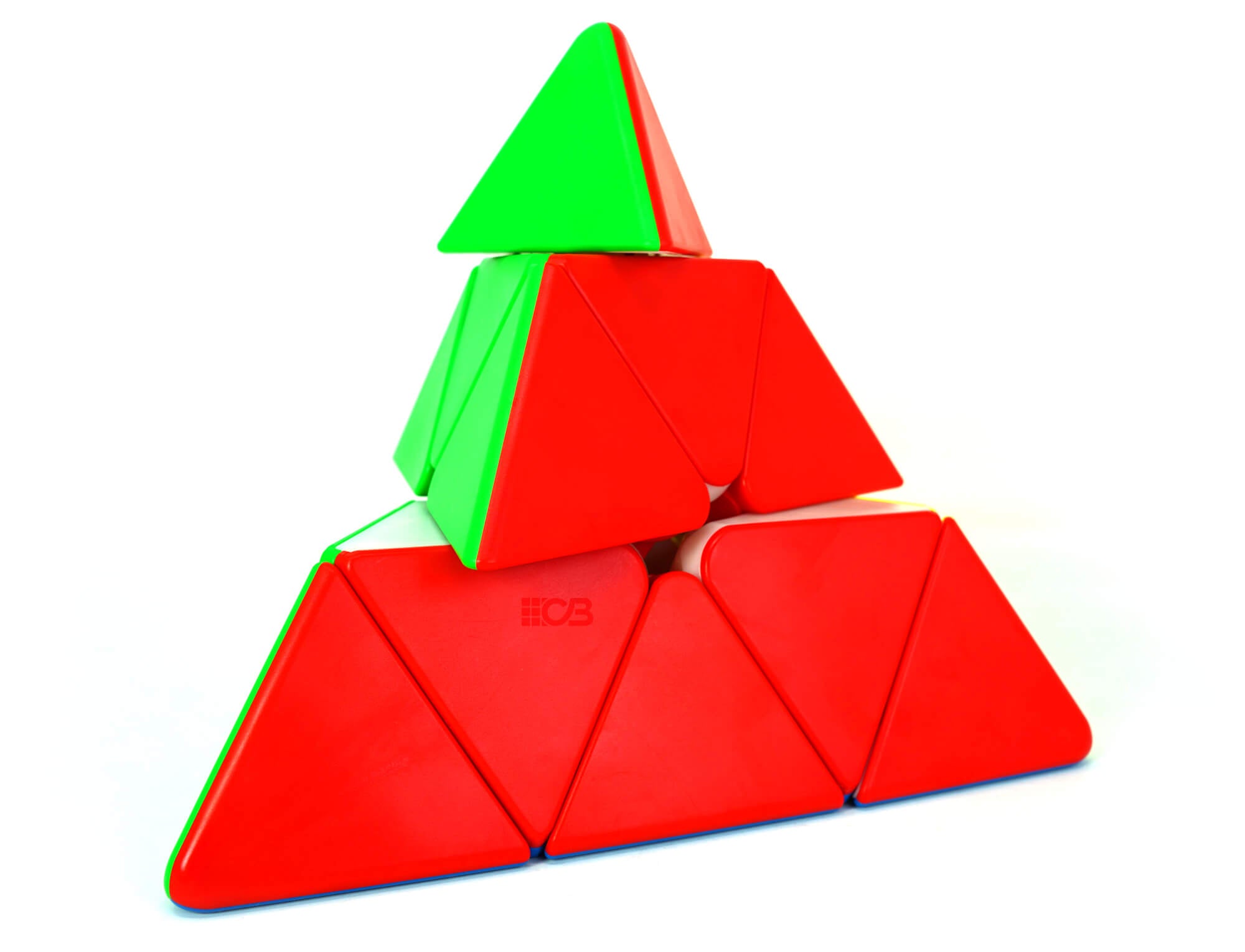 Pyraminx Qiming Plus Max QiYi — vista de cima mostrando o vértice e a distribuição das cores
