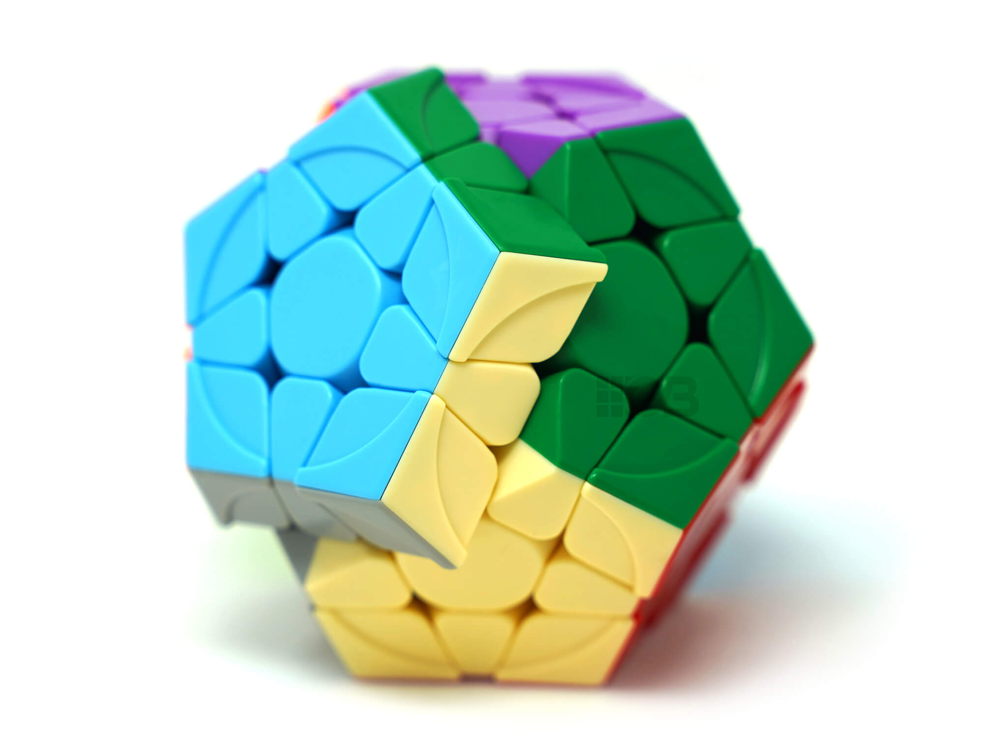 Detalhe das peças do Megaminx QiYi Qiheng Magnético com acabamento stickerless