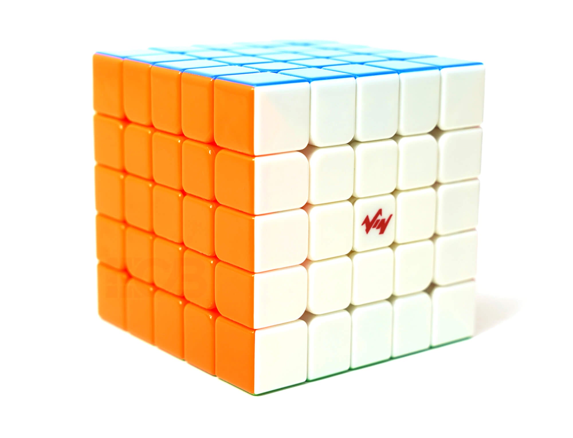 Vista lateral do Cubo Mágico 5x5 Vinci Cube Diamond UV em posição girada